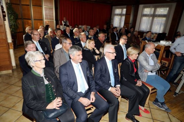 30 Jahre POLIZEITUNG und Oldtimerpräsentation