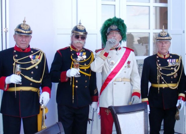 Premiere: Traditionsgendarmen aus Kärnten Gäste beim Kaiserfest in Opatija