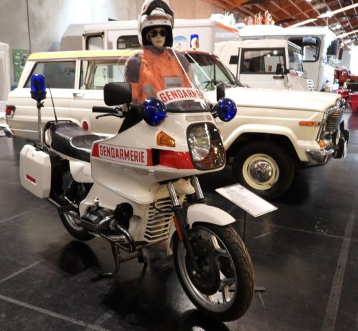 Salzburger Gendarmeriefreunde präsentierten Oldtimer 