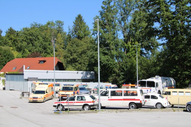 Salzburger Gendarmeriefreunde präsentierten Oldtimer 