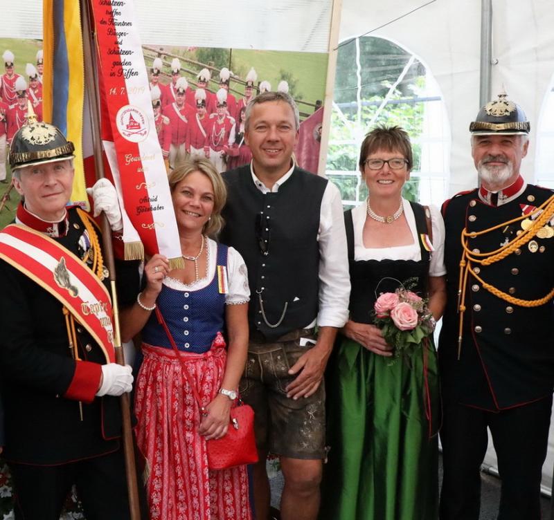 Landestreffen der Bürger- und Schützengarden in Tiffen
