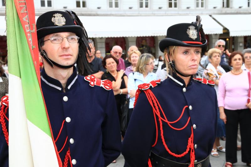 150 Jahre Polizei Triest auf der Piazza Unitá
